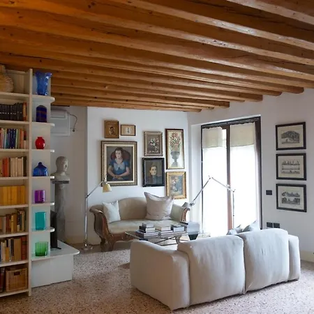 Apartment Terrazza Momon *