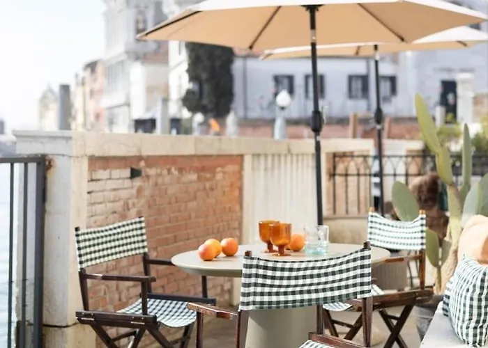 Terrazza Momon Lägenhet